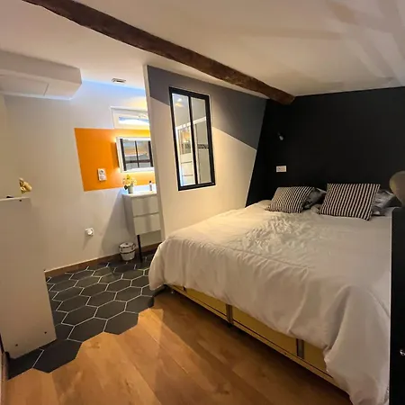 Maison *